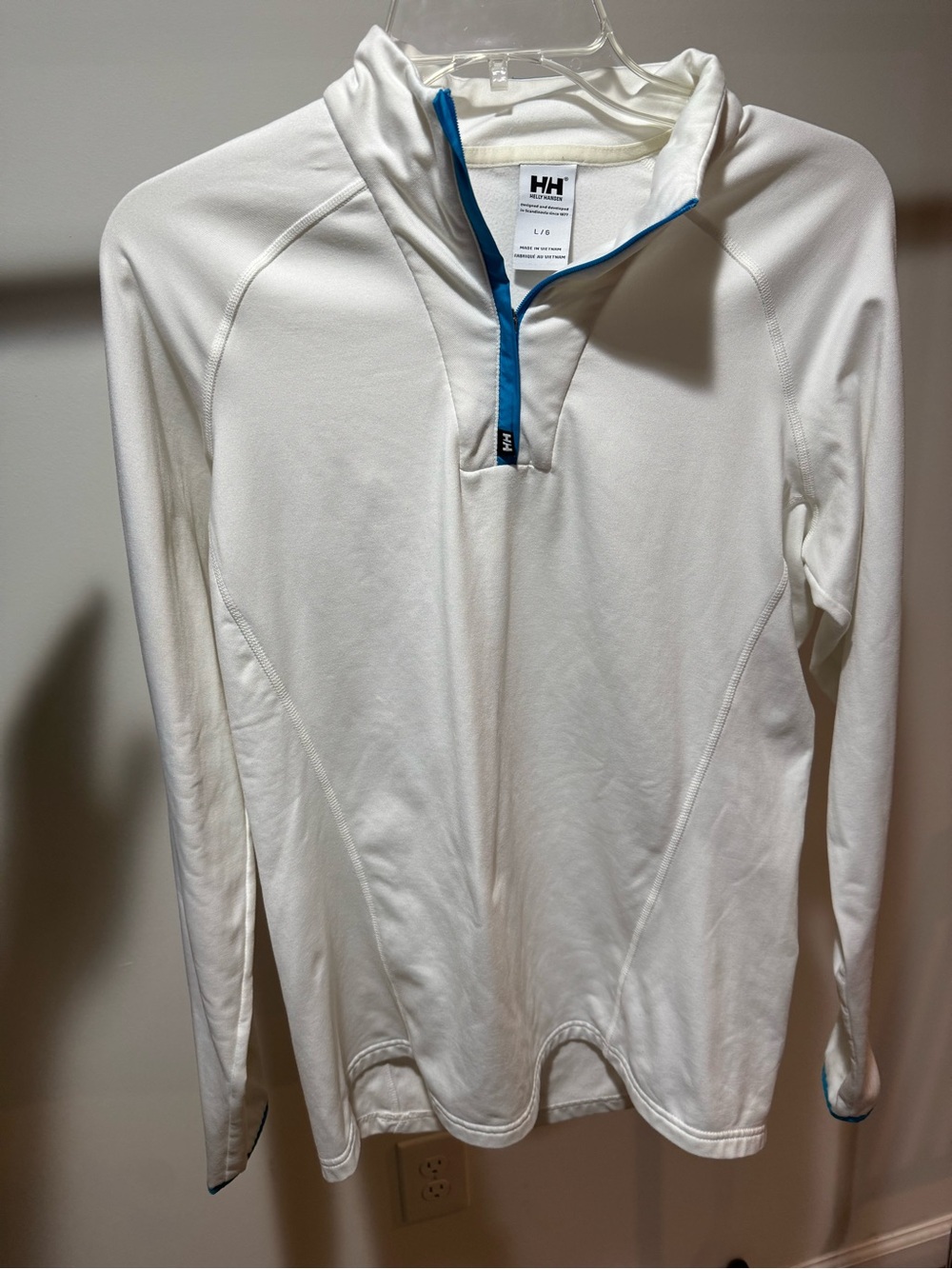 Helly Hansen Women’s White half-Zip Sweatshiet w/ Blue Trim